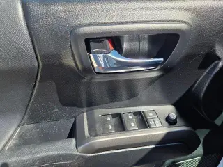 Toyota Tacoma 2022 4x2 TRD Todo Terreno 4p Doble Cabina 5.0 ft CB