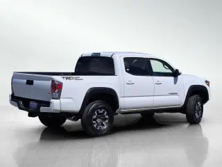 Toyota Tacoma 2022 4x2 TRD Todo Terreno 4p Doble Cabina 5.0 ft CB
