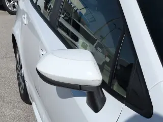 Toyota Corolla Hibrid 2020 LE Sedan 4p