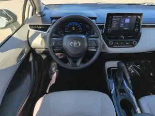 Toyota Corolla Hibrid 2020 LE Sedan 4p