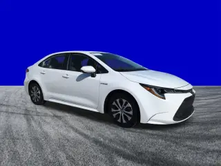 Toyota Corolla Hibrid 2020 LE Sedan 4p