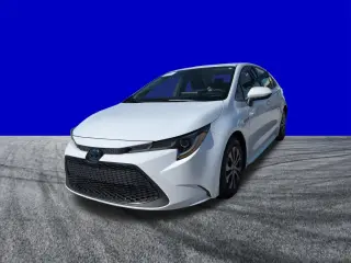 Toyota Corolla Hibrid 2020 LE Sedan 4p