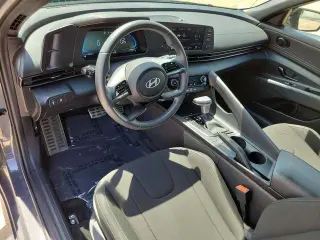 Hyundai ELANTRA 2025 SEL Sport 4dr Sedán