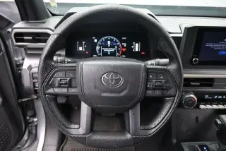 Toyota Tacoma 2026 4x2 SR5 4dr Double Cab 5.0 ft SB