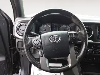 Toyota Tacoma 2016 4x4 TRD Sport 4p Puerta Doble Cabina Doble 5.0 ft SB 6A