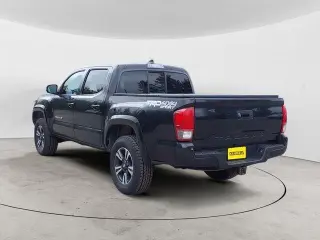 Toyota Tacoma 2016 4x4 TRD Sport 4p Puerta Doble Cabina Doble 5.0 ft SB 6A