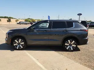 Mitsubishi Outlander 2025 SE 4dr SUV