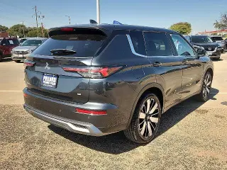 Mitsubishi Outlander 2025 SE 4dr SUV