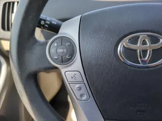 Toyota Prius 2013 Tres 5p Hatchback