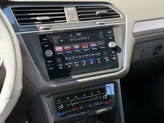 Volkswagen Tiguan 2024 tracción en las cuatro ruedas SEL R-Line 4Motion 4p SUV