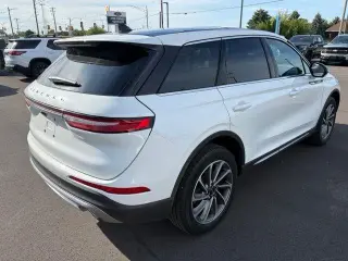 Lincoln Corsair 2024 AWD Premiere 4dr SUV