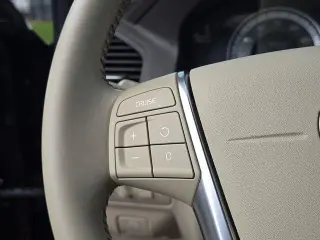 Volvo XC60 2012 4x4 T6 4p SUV