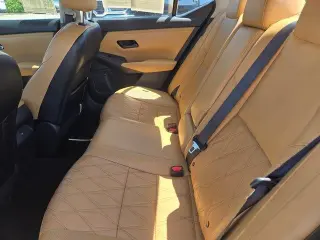 Nissan Sentra 2024 SV 4dr Sedán