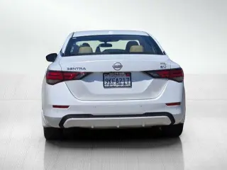 Nissan Sentra 2024 SV 4dr Sedán