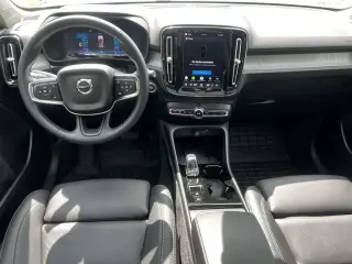 Volvo XC40 2026 AWD B5 Plus 4dr SUV