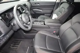 Nissan Pathfinder 2025 AWD SL 4dr SUV