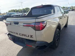 Hyundai SANTA CRUZ 2023 SE 4dr Crew Cab 4.3ft SB