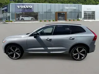 Volvo XC60 2024 AWD B5 Ultimate Tema Oscuro 4p SUV