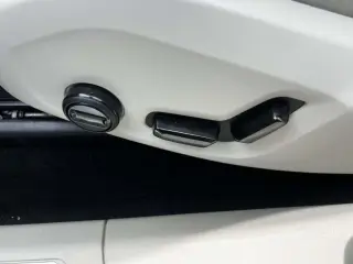 Volvo XC60 2022 AWD B5 Momentum 4dr SUV