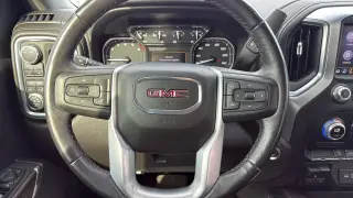 GMC Sierra 1500 Limited 2022 4x4 SLT 4dr Crew Cab 5.8 ft. SB