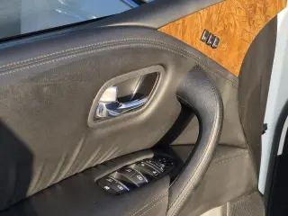 Nissan Armada 2023 4x2 SL 4p SUV