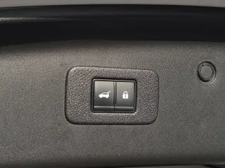 Nissan Armada 2023 4x2 SL 4p SUV