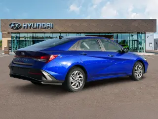 Hyundai ELANTRA 2024 SEL 4p Sedana