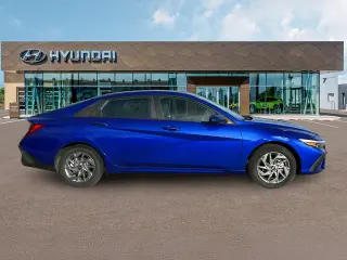 Hyundai ELANTRA 2024 SEL 4p Sedana