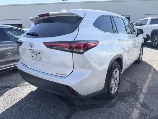 Toyota Highlander 2020 4x4 LE SUV 4p.