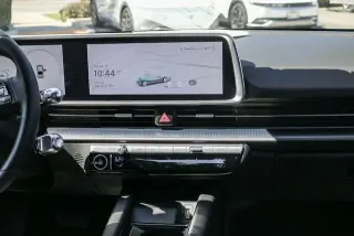 Hyundai IONIQ 6 2023 SEL 4p Sedan