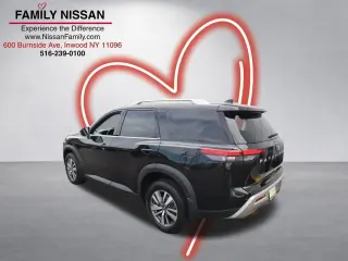 Nissan Pathfinder 2025 AWD SL 4p SUV
