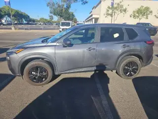 Nissan Rogue 2023 SV 4p Crossover