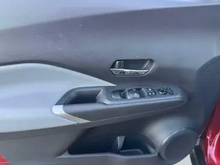 Nissan Kicks 2024 SR 4dr Crossover