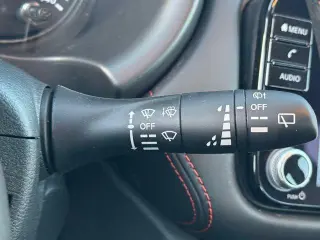Nissan Kicks 2024 SR 4dr Crossover