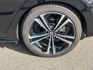 Nissan Sentra 2021 SR Sedán 4 puertas