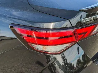 Nissan Sentra 2021 SR Sedán 4 puertas