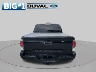 Toyota Tacoma 2022 4x2 TRD Sport 4dr Cabina Doble Doble 5.0 ft SB