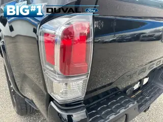 Toyota Tacoma 2022 4x2 TRD Sport 4dr Cabina Doble Doble 5.0 ft SB