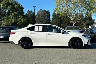 Toyota Camry 2025 SE 4p Sedan