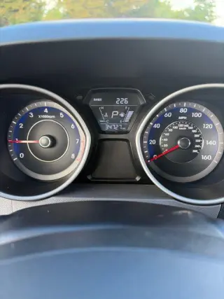 Hyundai ELANTRA 2016 SE 4p Sedan 6M