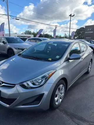 Hyundai ELANTRA 2016 SE 4p Sedan 6M