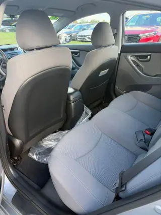 Hyundai ELANTRA 2016 SE 4p Sedan 6M