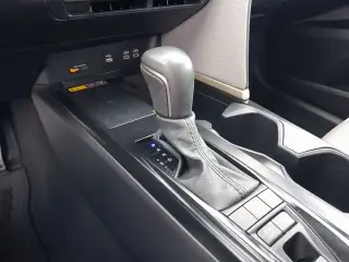 Toyota Camry 2026 SE 4dr Sedan