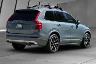 Volvo XC90 2020 AWD T6 Momentum 6-Pasajeros 4p SUV