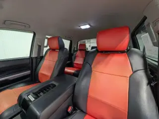 Toyota Tundra 2018 4x4 SR5 4dr CrewMax Cab Pickup SB (5.7L V8 FFV)
