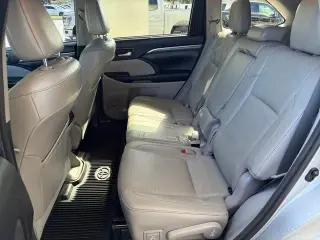 Toyota Highlander 2017 Limited 4dr SUV