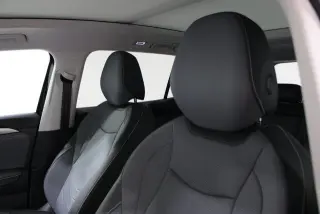 Volkswagen Tiguan 2025 AWD SE 4Motion 4p SUV