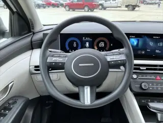 Hyundai TUCSON 2026 AWD SE 4dr SUV