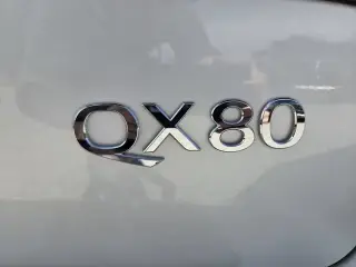 INFINITI QX80 2019 Luxe 4dr SUV