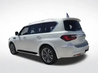 INFINITI QX80 2019 Luxe 4dr SUV
